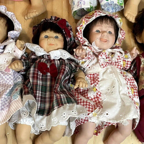 Vintage‎ Gi Go Dolls LOT of 19 All Sizes Excellent Condition